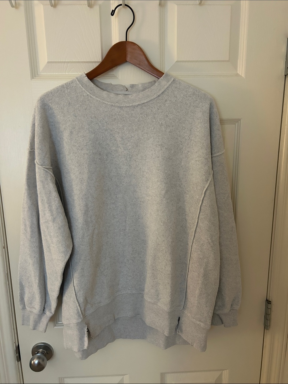 aerie Light Gray Crewneck Sweatshirt - Soft Everyday Pullover
